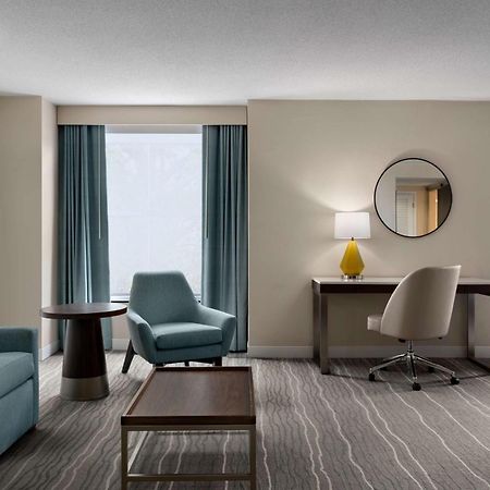Hotel Doubletree By Hilton Norfolk Airport Zewnętrze zdjęcie