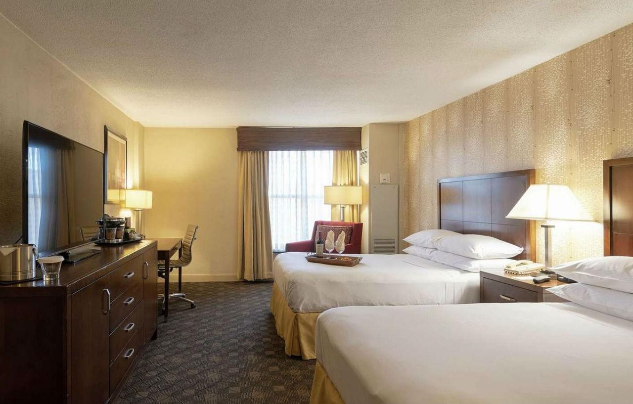 Hotel Doubletree By Hilton Norfolk Airport Zewnętrze zdjęcie