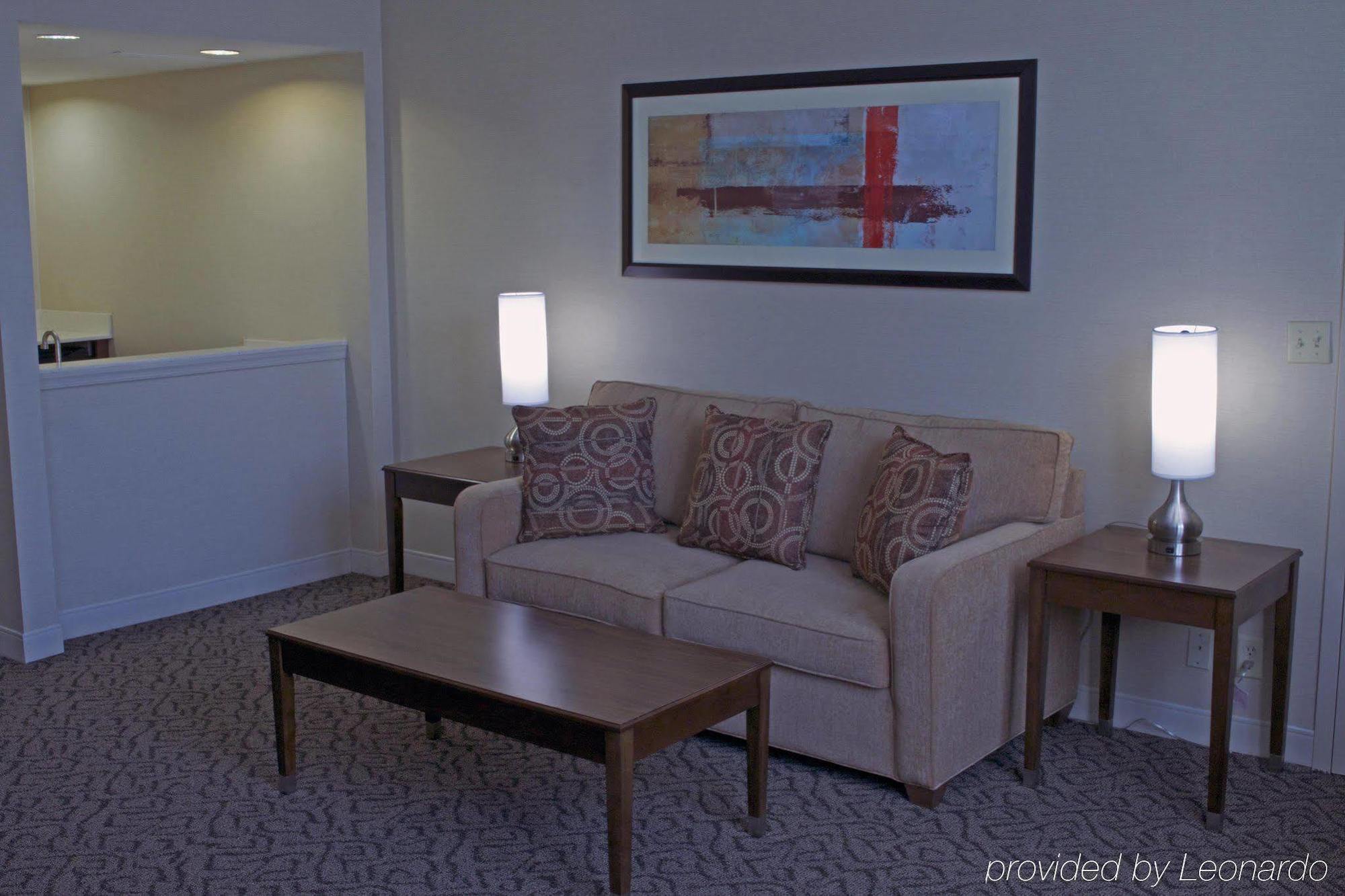 Hotel Doubletree By Hilton Norfolk Airport Zewnętrze zdjęcie