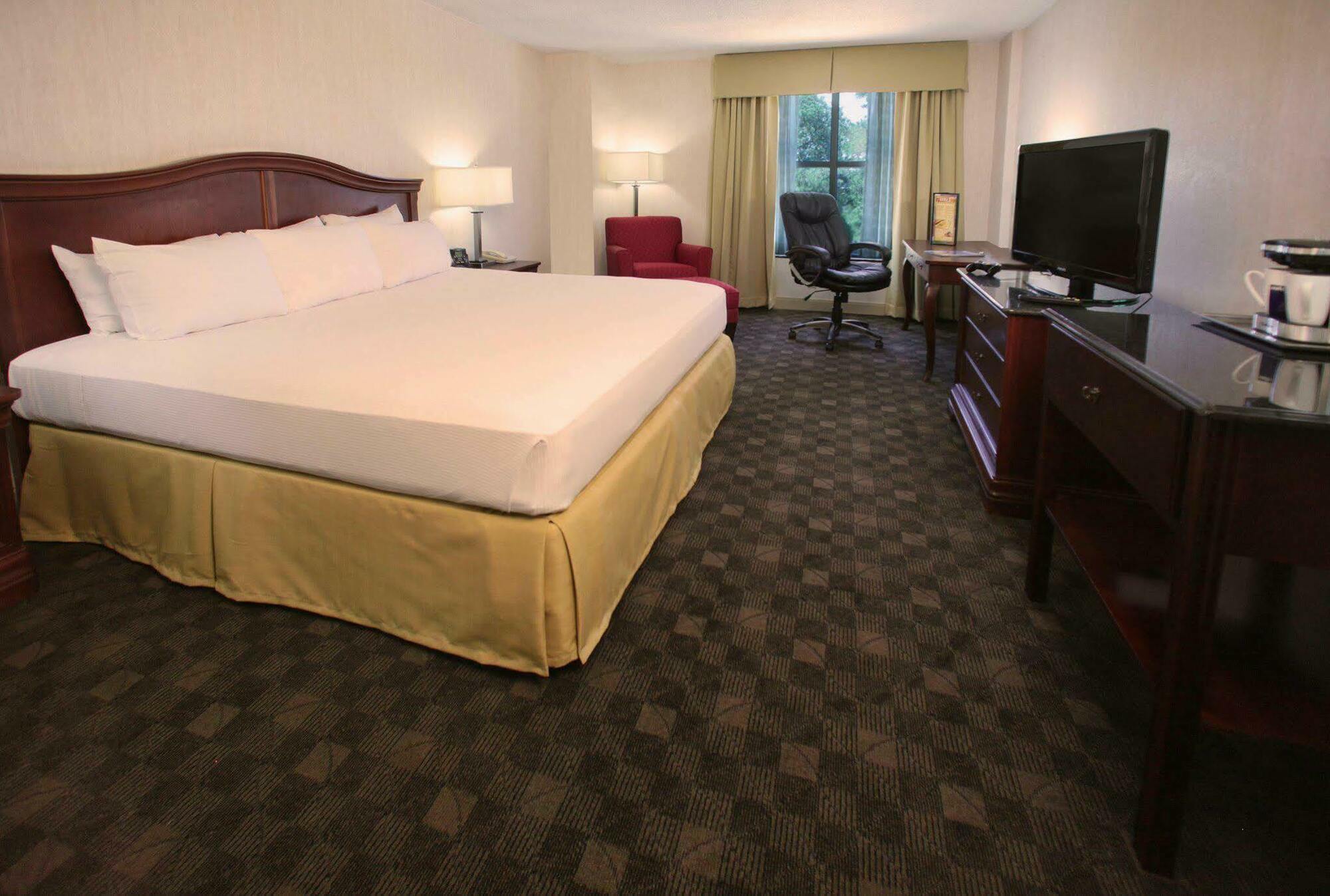 Hotel Doubletree By Hilton Norfolk Airport Zewnętrze zdjęcie